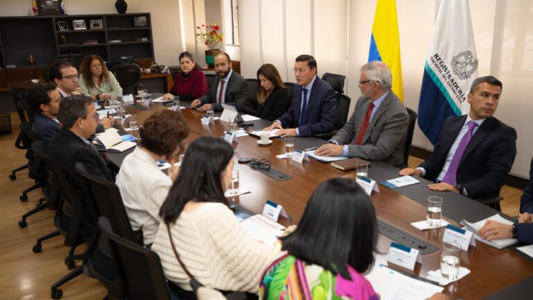 Registraduría de Colombia se reúne con misiones internacionales de observación electoral