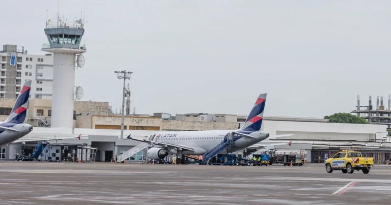 Terpel alerta sobre posible desabastecimiento de combustible en aeropuertos debido al paro camionero