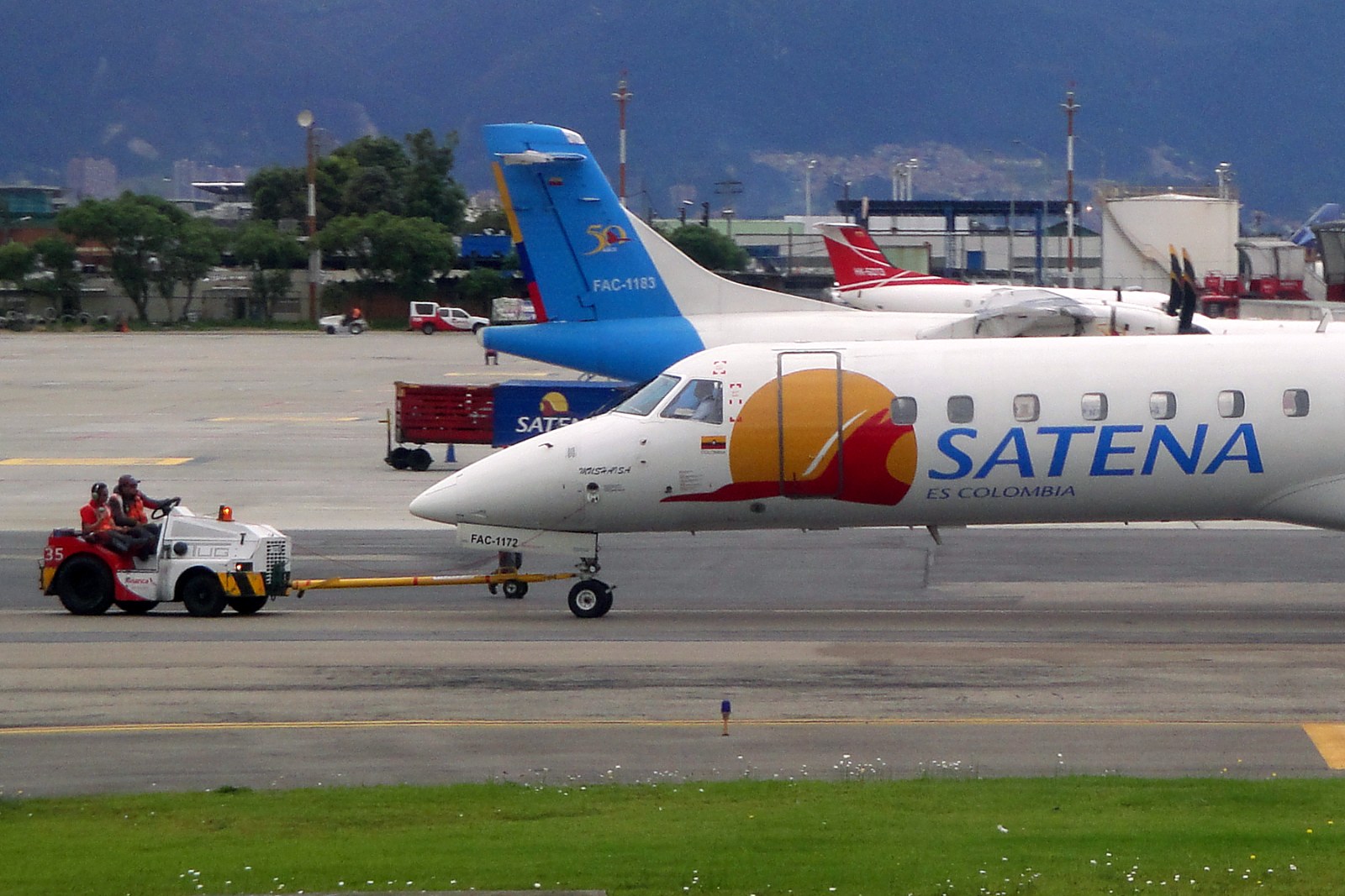 Avión Embraer ERJ-145 de Satena, el modelo que opera la ruta Montería–Panamá Avión Embraer ERJ-145 de Satena, el modelo que opera la ruta Montería–Panamá